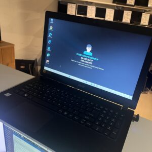 Acer Aspire A315-51 – Intel Core i5 | 12GB RAM | 240GB SSD | Windows 11 Home | Accu defect